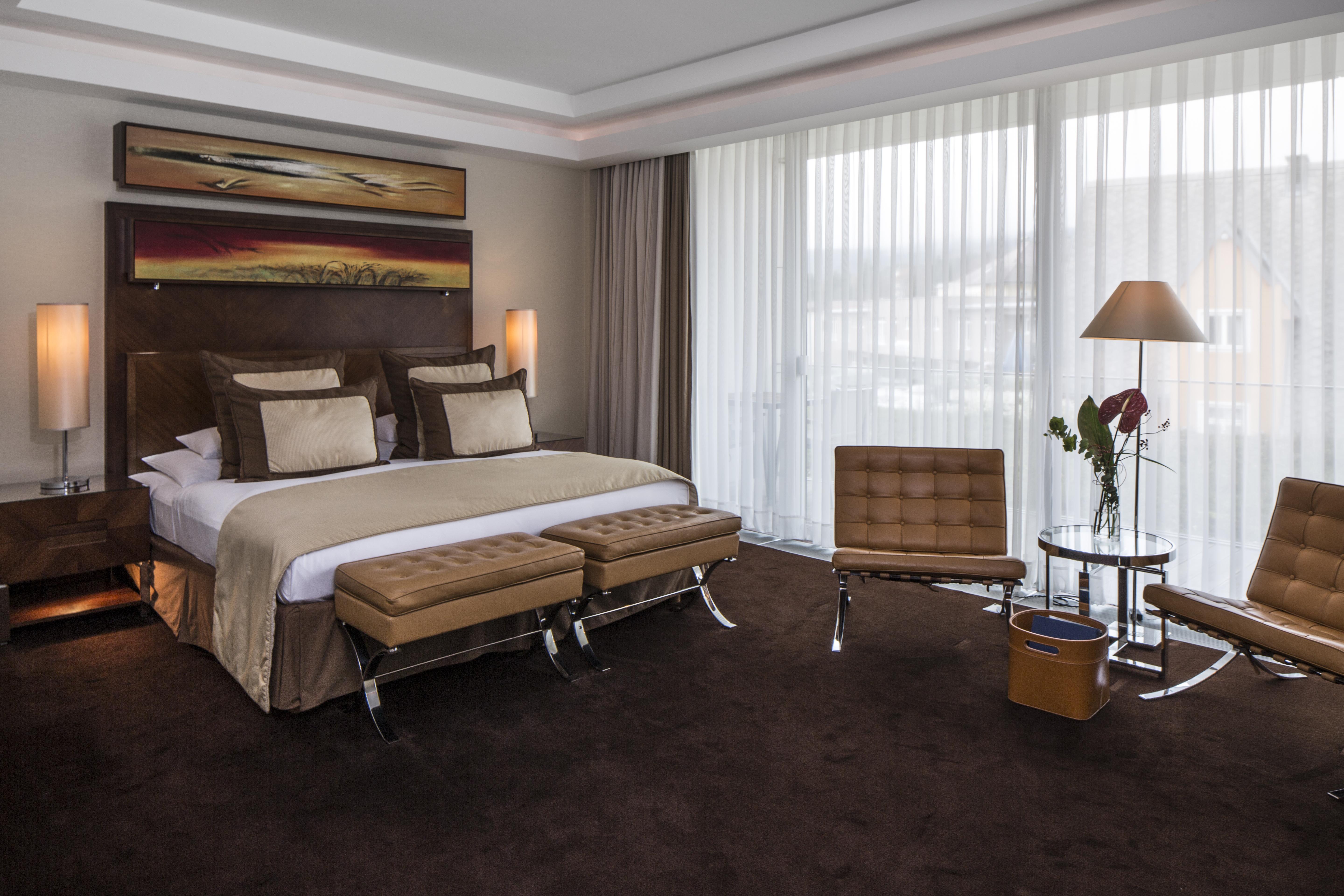 فندق فالكنشتاينر شلوس فيلدن فيلدين ام ورثرسي المظهر الخارجي الصورة A room at the hotel