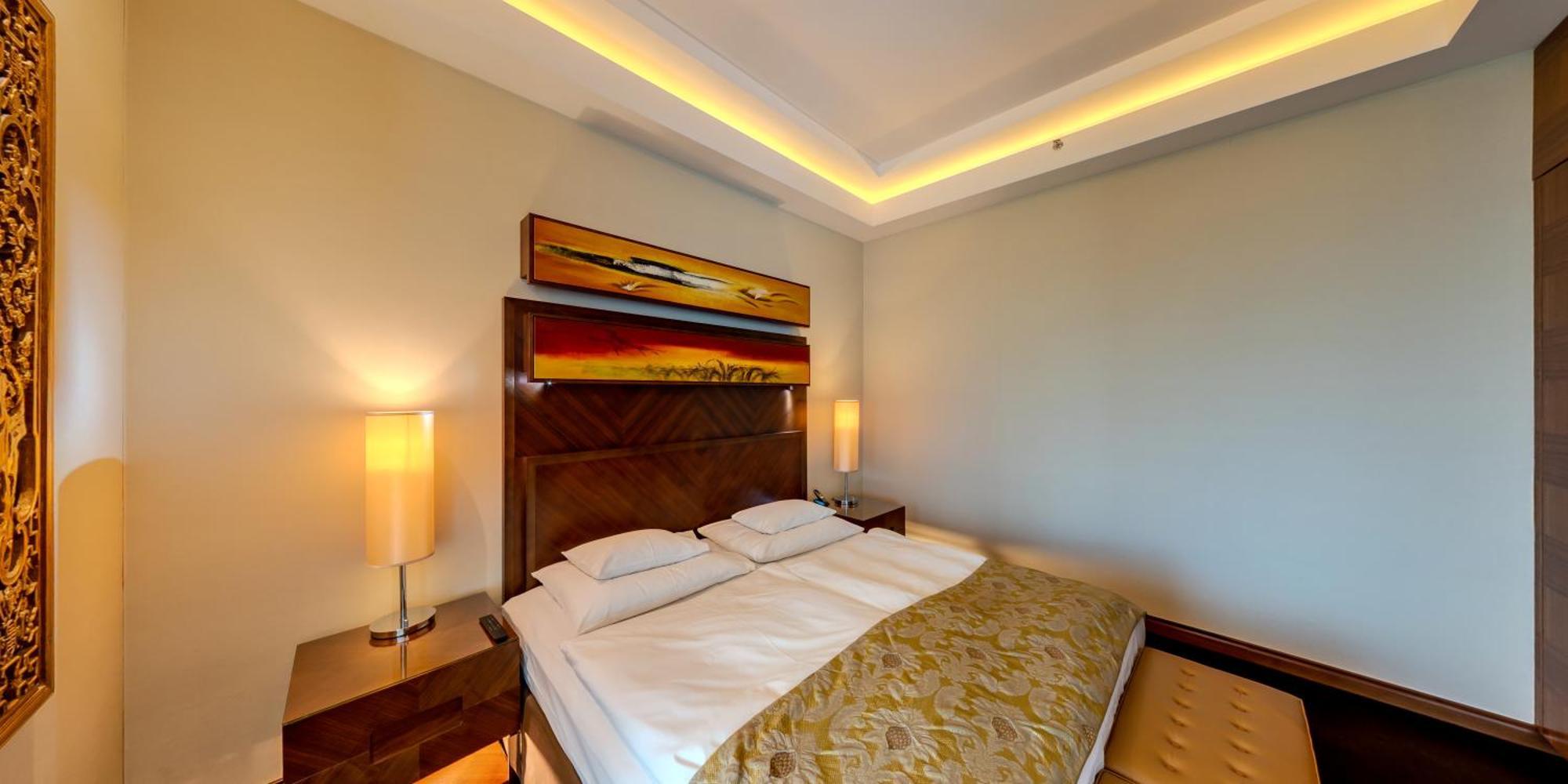 فندق فالكنشتاينر شلوس فيلدن فيلدين ام ورثرسي الغرفة الصورة A bedroom at the hotel